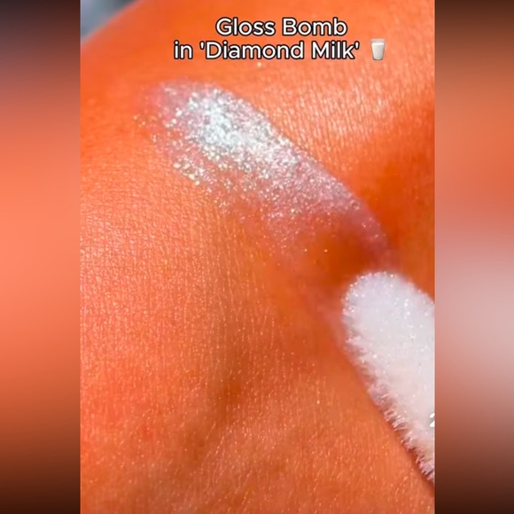 FENTY BEAUTY Gloss Bomb Universal Lip Luminizer DIAMOND MILK - New from set 9mL. - Picture 6 of 9